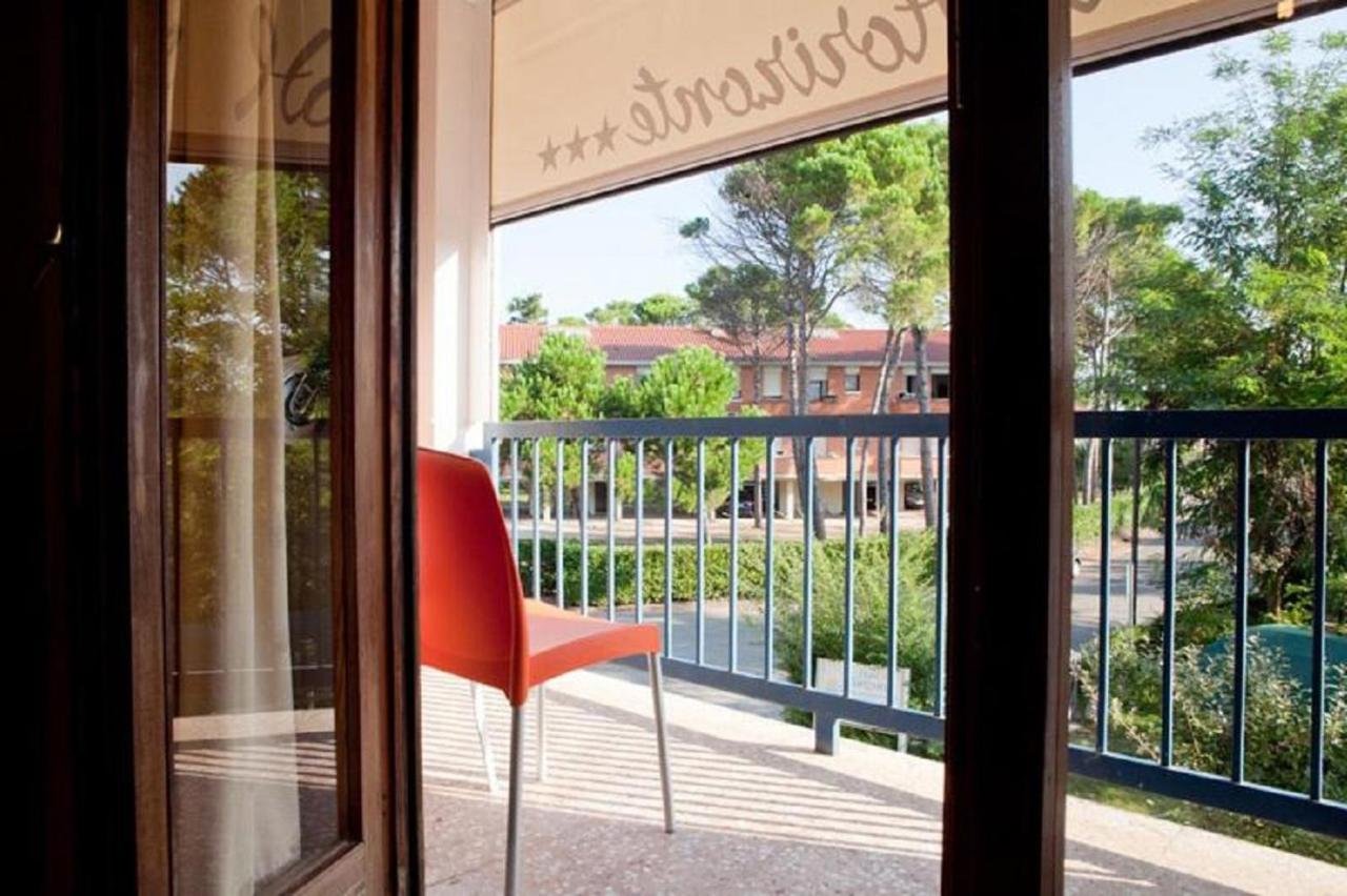 Hotel Horizonte Bibione Exteriör bild