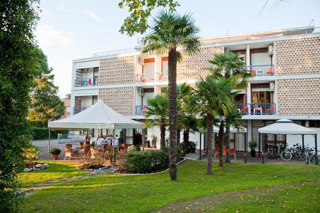 Hotel Horizonte Bibione Exteriör bild